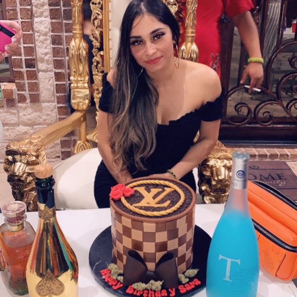 Off Shoulder Dress- black - Picture 2 of 7